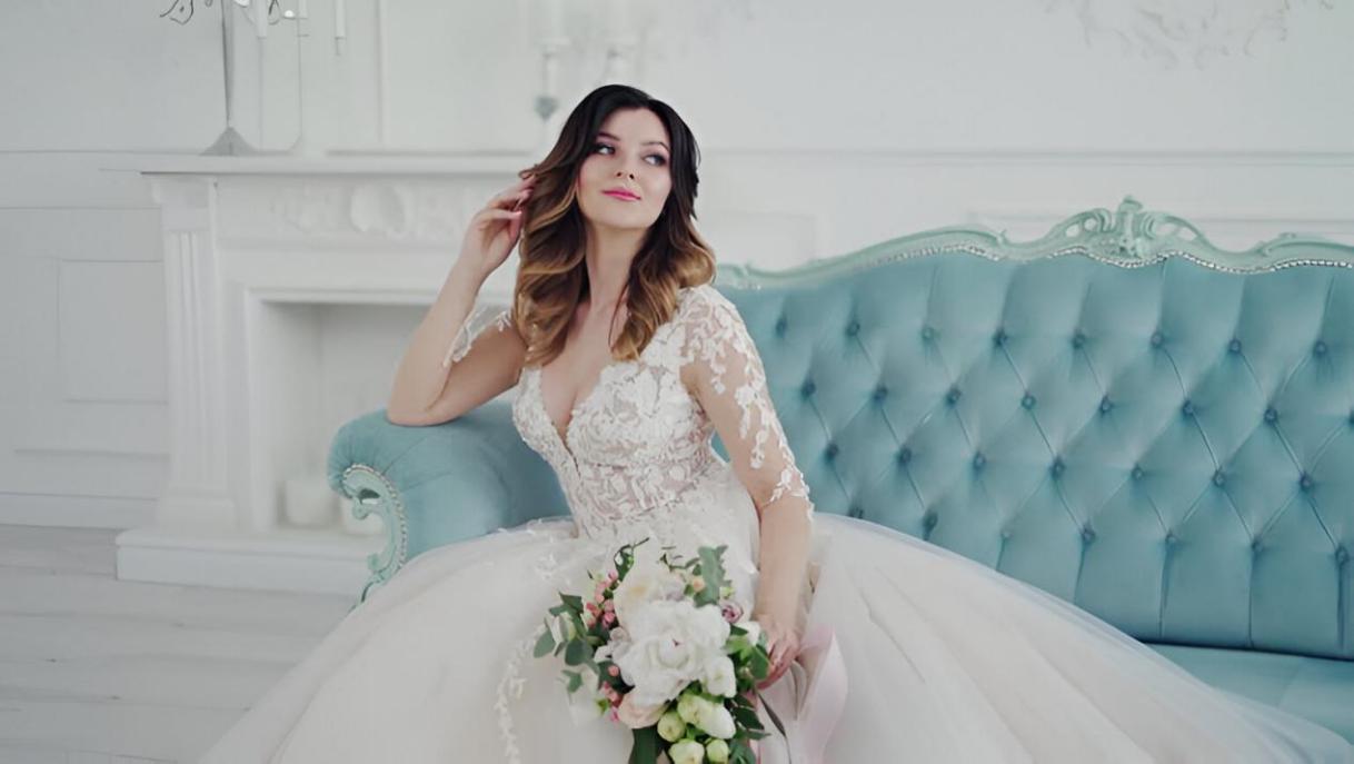 Traditional vs. Modern Bridal Makeup